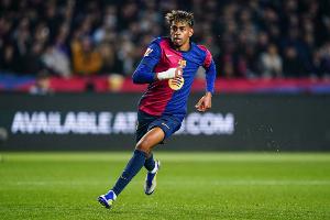 开云APP-独一档！亚马尔本赛季联赛过人131次，五大联赛唯一过人100+球员